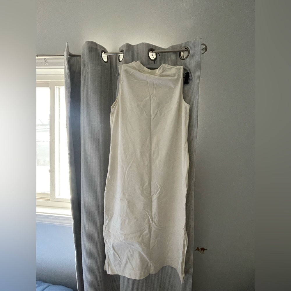 Everlane Sleeveless Midi Dress in Ivory - Picture 3 of 5